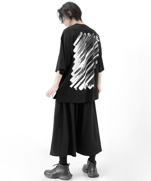 minsobi(ミンソビ)の「アートアタックペインティングT(Tシャツ/カットソー・メンズ・ホワイト/ブラック・FREE)」の5枚目の写真
