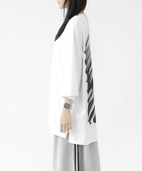 minsobi(ミンソビ)の「アートアタックペインティングT(Tシャツ/カットソー・メンズ・ホワイト/ブラック・FREE)」の3枚目の写真