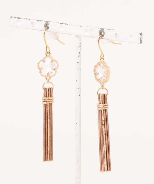 tone（トーン）の「【Shin】[シン]水引タッセルピアス(MA)（ピアス（両耳用）・レディース・ブラック/ベージュ/ブラウン/ホワイト/ブルー/パープル/ターコイズブルー/ネイビー・FREE）」の3枚目の写真