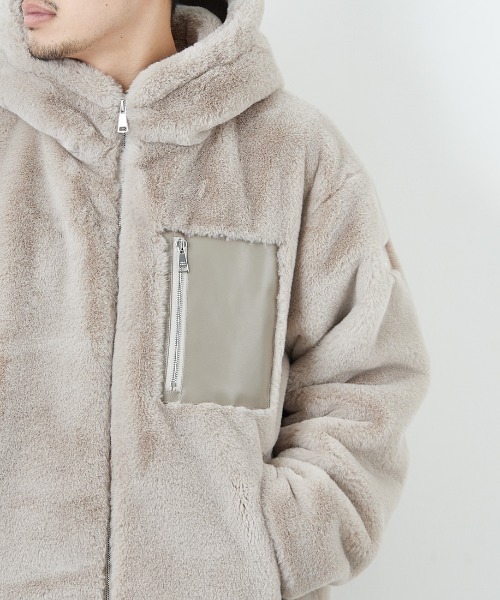 TATRAS（タトラス）の「【WEB限定】[TATRAS/タトラス] MASCALI エコファー フーデッドブルゾン（ブルゾン・レディース・ライトグレー/ブラック・3/2）」の4枚目の写真