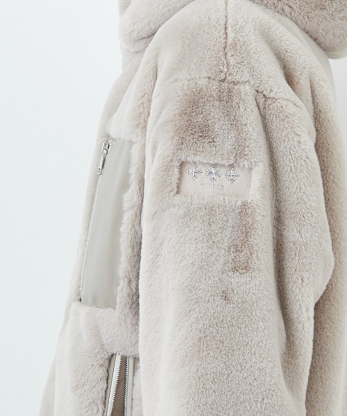 TATRAS（タトラス）の「【WEB限定】[TATRAS/タトラス] MASCALI エコファー フーデッドブルゾン（ブルゾン・レディース・ライトグレー/ブラック・3/2）」の5枚目の写真