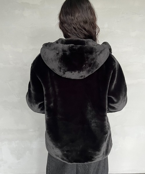 WEB限定】[TATRAS/タトラス] MASCALI エコファー フーデッドブルゾン