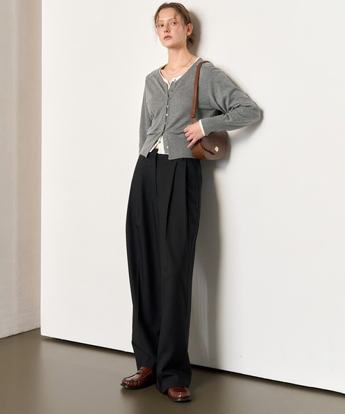 GENERAL IDEA（ジェネラルアイデア）の「GENERAL IDEA/ジェネラルアイディア two tuck wide slacks スラックス（スラックス・レディース・ブラック/チャコール/ベージュ・L/S/M/XL）」の5枚目の写真