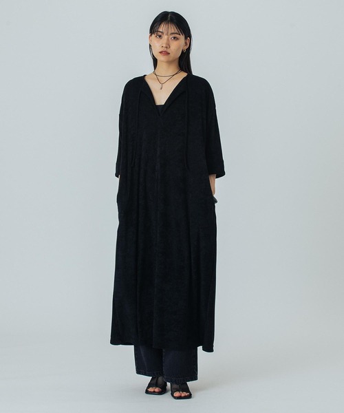 ROSE BUD（ローズバッド）の「H/H LONG DRESS（ワンピース・レディース・ブラック/レッド/ベージュ・S/M）」の6枚目の写真