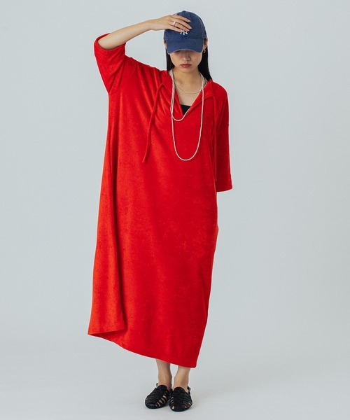 ROSE BUD（ローズバッド）の「H/H LONG DRESS（ワンピース・レディース・ブラック/レッド/ベージュ・S/M）」の15枚目の写真