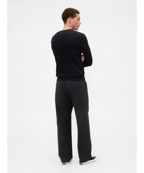 GAP（ギャップ）の「プリーツリラックスフィットトラウザーパンツ（その他パンツ・メンズ・ブラウン/ブラック・28W 30L/29W 30L/30W 30L/31W 30L/31W 32L/32W 30L/32W 32L/33W 32L/34W 32L/36W 32L）」の6枚目の写真