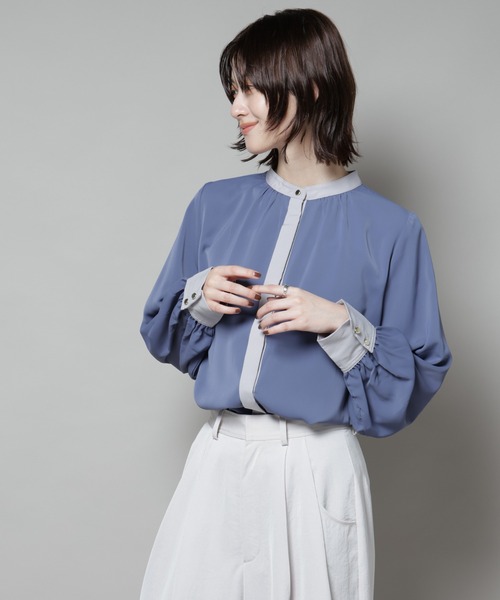 NANO universe（ナノユニバース）の「バイカラーデザインブラウス（シャツ/ブラウス・レディース・ブルー/ブラック/ホワイト・FREE）」の3枚目の写真