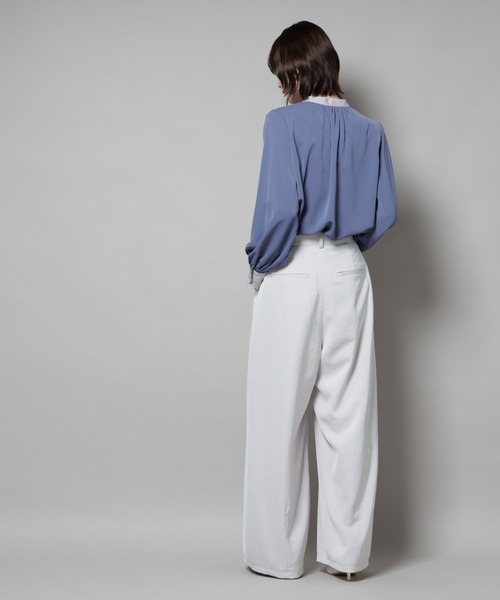 NANO universe（ナノユニバース）の「バイカラーデザインブラウス（シャツ/ブラウス・レディース・ブルー/ブラック/ホワイト・FREE）」の20枚目の写真