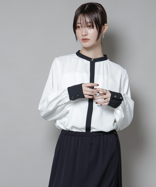 NANO universe（ナノユニバース）の「バイカラーデザインブラウス（シャツ/ブラウス・レディース・ブルー/ブラック/ホワイト・FREE）」の21枚目の写真