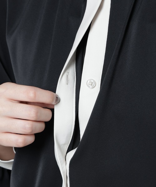 NANO universe（ナノユニバース）の「バイカラーデザインブラウス（シャツ/ブラウス・レディース・ブルー/ブラック/ホワイト・FREE）」の15枚目の写真