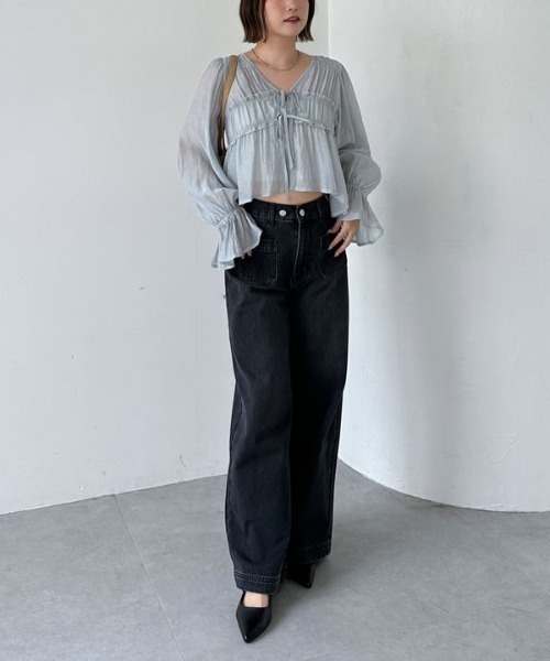 archives（アルシーヴ）の「楊柳シャーリングショートブラウス（シャツ/ブラウス・レディース・アイボリー/ブラック/ブラウン/グレー・MEDIUM）」の8枚目の写真