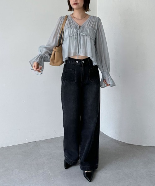 archives（アルシーヴ）の「楊柳シャーリングショートブラウス（シャツ/ブラウス・レディース・アイボリー/ブラック/ブラウン/グレー・MEDIUM）」の9枚目の写真