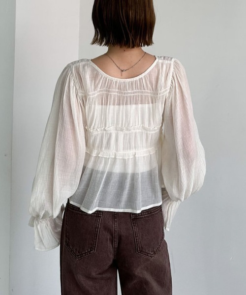 archives（アルシーヴ）の「楊柳シャーリングショートブラウス（シャツ/ブラウス・レディース・アイボリー/ブラック/ブラウン/グレー・MEDIUM）」の14枚目の写真