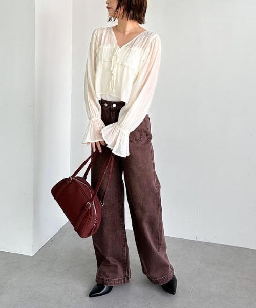 archives（アルシーヴ）の「楊柳シャーリングショートブラウス（シャツ/ブラウス・レディース・アイボリー/ブラック/ブラウン/グレー・MEDIUM）」の18枚目の写真