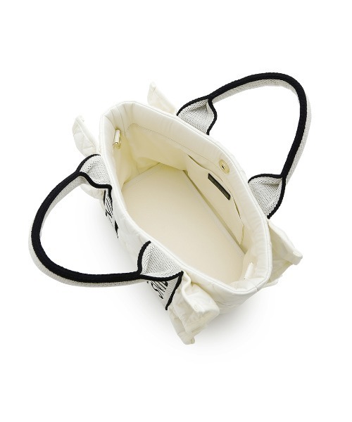 SNIDEL（スナイデル）の「フリルキルティングロゴバッグ（ハンドバッグ・レディース・ベージュ/アイボリー/ブラック・F）」の9枚目の写真