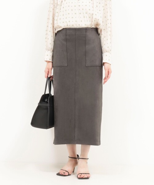 MICO COULIER(ミコクリエ)の「マシュマロスウェードタイトスカート(スカート・レディース・チャコールグレー/グレイッシュベージュ/ピンク・36/38)」の2枚目の写真