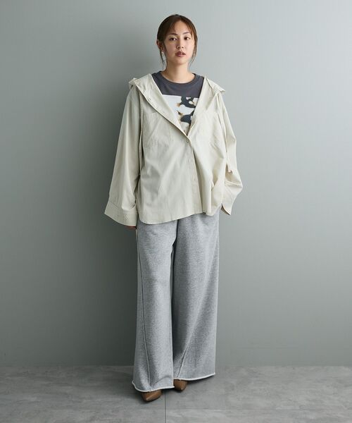 CRAFT STANDARD BOUTIQUE(クラフトスタンダードブティック)の「フーディーオーバーサイズシャツ(シャツ/ブラウス・レディース・サックスブルー/ライトベージュ/チャコールグレー・FREE)」の18枚目の写真