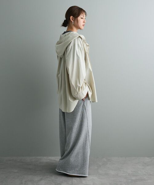 CRAFT STANDARD BOUTIQUE(クラフトスタンダードブティック)の「フーディーオーバーサイズシャツ(シャツ/ブラウス・レディース・サックスブルー/ライトベージュ/チャコールグレー・FREE)」の19枚目の写真