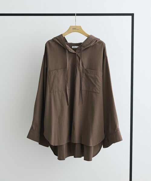 CRAFT STANDARD BOUTIQUE(クラフトスタンダードブティック)の「フーディーオーバーサイズシャツ(シャツ/ブラウス・レディース・サックスブルー/ライトベージュ/チャコールグレー・FREE)」の22枚目の写真