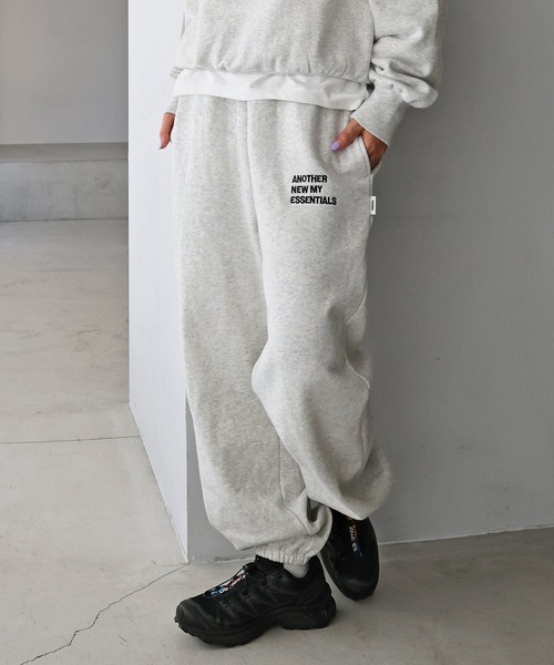 ANME（アンメ）の「裏起毛ロゴ刺繍ANMEスウェットパンツ（スウェットパンツ・レディース・ブラック/ブラウン/オフホワイト/オートミール・L/M/XXL/XL）」の4枚目の写真