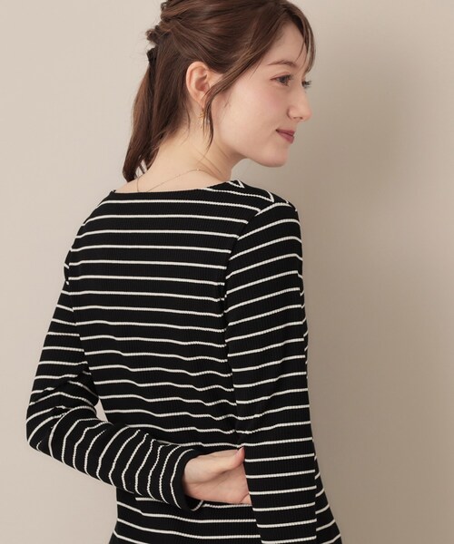 couture brooch（クチュールブローチ）の「【マシンウォッシャブル・通勤・大人可愛い】ハートネックテレコプルオーバー（Tシャツ/カットソー・レディース・オフホワイト/ブラック系2/ボルドー/ブラック・36/38/42/40）」の6枚目の写真