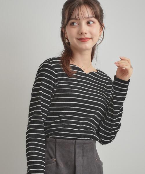 couture brooch（クチュールブローチ）の「【マシンウォッシャブル・通勤・大人可愛い】ハートネックテレコプルオーバー（Tシャツ/カットソー・レディース・オフホワイト/ブラック系2/ボルドー/ブラック・36/38/42/40）」の8枚目の写真