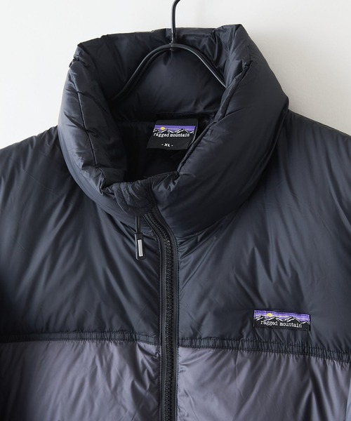 ragged mountain(ラギットマウンテン)の「【RAGGED MOUNTAIN/ラギットマウンテン】【軽量なのにしっかり保温】スタンドカラー ダウンジャケット ナイロン 袖口面ファスナー 裾ゴムスピンドル・ストッパー アウトドア タウンユース ユニセックス(ダウンジャケット/コート・メンズ・ターコイズブルー/チャコールグレー/ブラック・MEDIUM/LARGE/X-LARGE)」の6枚目の写真
