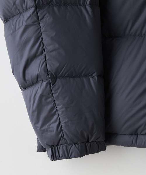 ragged mountain(ラギットマウンテン)の「【RAGGED MOUNTAIN/ラギットマウンテン】【軽量なのにしっかり保温】スタンドカラー ダウンジャケット ナイロン 袖口面ファスナー 裾ゴムスピンドル・ストッパー アウトドア タウンユース ユニセックス(ダウンジャケット/コート・メンズ・ターコイズブルー/チャコールグレー/ブラック・MEDIUM/LARGE/X-LARGE)」の4枚目の写真