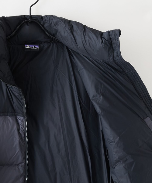 ragged mountain(ラギットマウンテン)の「【RAGGED MOUNTAIN/ラギットマウンテン】【軽量なのにしっかり保温】スタンドカラー ダウンジャケット ナイロン 袖口面ファスナー 裾ゴムスピンドル・ストッパー アウトドア タウンユース ユニセックス(ダウンジャケット/コート・メンズ・ターコイズブルー/チャコールグレー/ブラック・MEDIUM/LARGE/X-LARGE)」の11枚目の写真