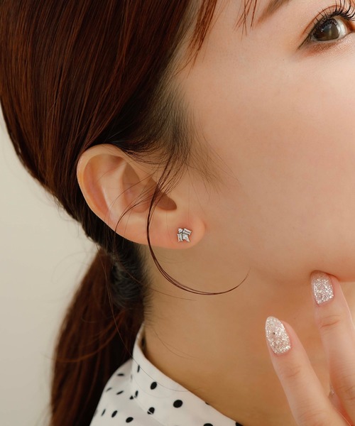 JewCas（ジュアキャス）の「【金属アレルギー対応ノットアレプラス】プリズムピアス[NOP0138]（ピアス（両耳用）・レディース・シルバー/ゴールド・FREE）」の9枚目の写真