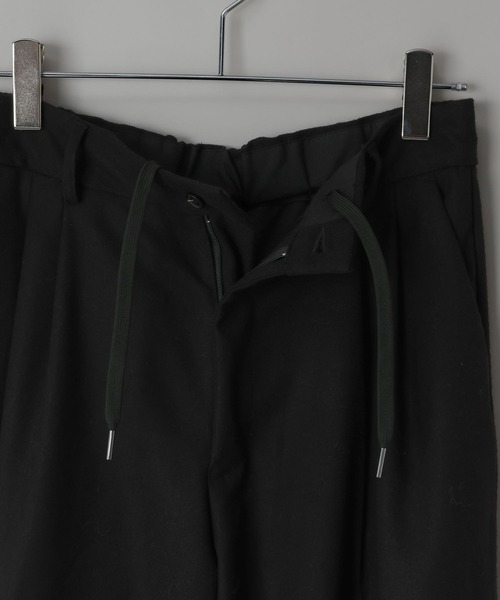 LOWRYS FARM（ローリーズファーム）の「【LFM(U)】キモウワイドタックスラックスパンツ　 601661（スラックス・メンズ・ブラウン/ブラック・MEDIUM/LARGE）」の20枚目の写真