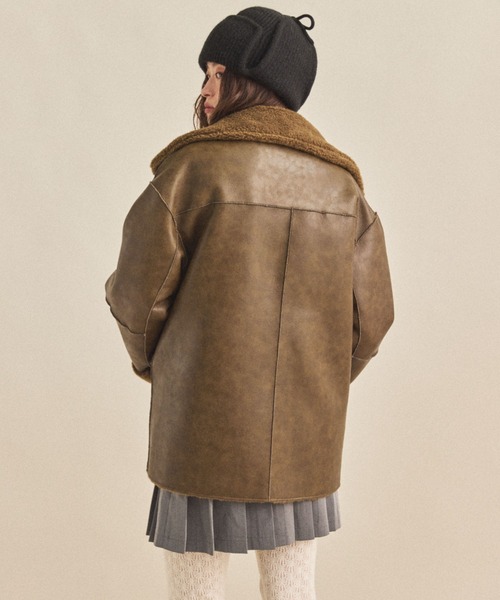 MIRROR STOKE（ミラーストーク）の「【ZOZO限定】BOA REVERSIBLE MOUTON JACKET/ボアリバーシブルムートンジャケット（その他アウター・レディース・ダークブラウン/カーキ・MEDIUM）」の9枚目の写真