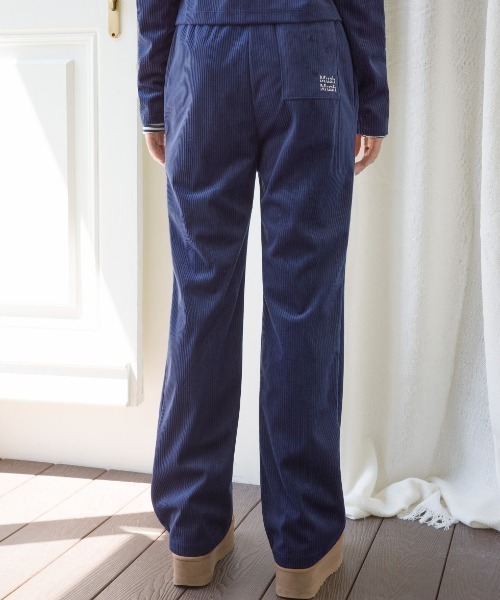 muahmuah(ムーアムーア)の「A'GEM/9 × .kom 『muah muah/ムーアムーア』 LOGO STITCH VELVET TRAINING PANTS/ベルベット ロゴ ステッチパンツ(スウェットパンツ・レディース・ネイビー/ピンク/グレー/ブラック・FREE)」の17枚目の写真