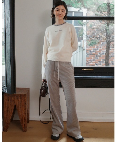 muahmuah(ムーアムーア)の「A'GEM/9 × .kom 『muah muah/ムーアムーア』 LOGO STITCH VELVET TRAINING PANTS/ベルベット ロゴ ステッチパンツ(スウェットパンツ・レディース・ネイビー/ピンク/グレー/ブラック・FREE)」の14枚目の写真