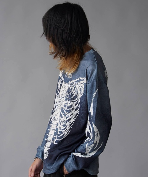 Theater code（シアターコード）の「【60%OFF】All-over print Crewneck jersey shirt / オーバープリント クルーネックスウェット（スウェット・メンズ・ブラック/ブラック×レッド・M/L）」の14枚目の写真