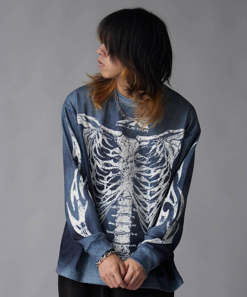 Theater code（シアターコード）の「【60%OFF】All-over print Crewneck jersey shirt / オーバープリント クルーネックスウェット（スウェット・メンズ・ブラック/ブラック×レッド・M/L）」の5枚目の写真