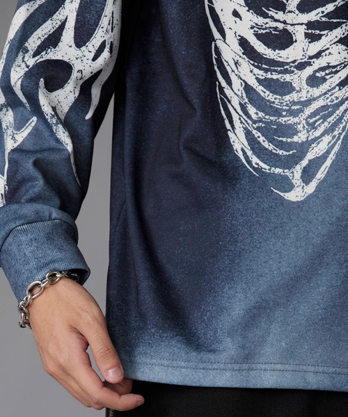 Theater code（シアターコード）の「【60%OFF】All-over print Crewneck jersey shirt / オーバープリント クルーネックスウェット（スウェット・メンズ・ブラック/ブラック×レッド・M/L）」の12枚目の写真