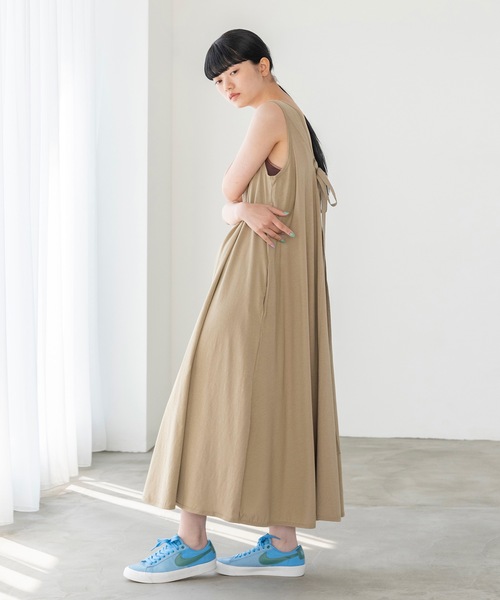 sneeuw（スニュウ）の「レースアップワンピース（ワンピース・レディース・ベージュ/グリーン・1/2）」の4枚目の写真