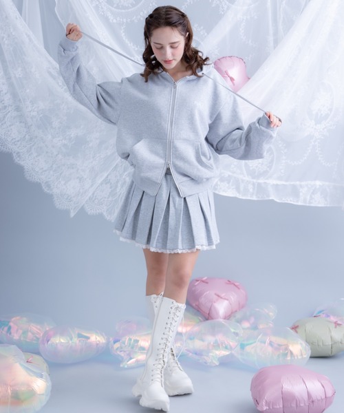 Poika(ポイカ)の「レースプリーツスウェットスカート(スカート・レディース・ホワイト/グレー・SMALL/MEDIUM)」の12枚目の写真