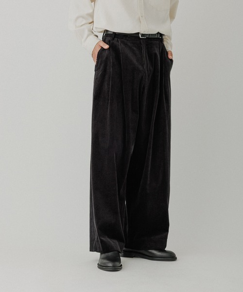 ADAM ET ROPE'（アダムエロペ）の「コーデュロイ バギー スラックス（その他パンツ・メンズ・グレー/オフホワイト/ブラック・M/L）」の9枚目の写真