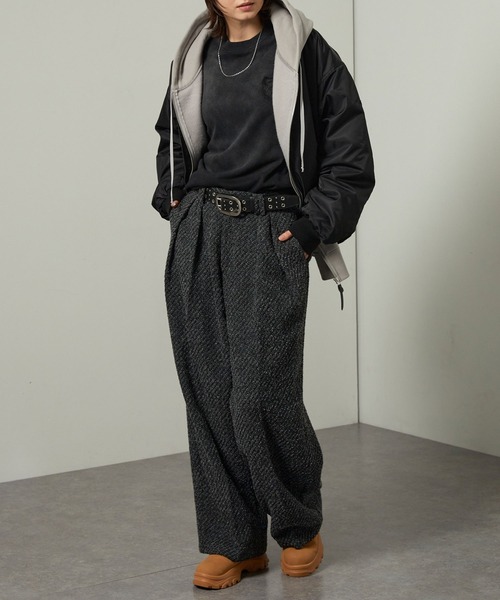 Alfred Alex(アルフレッドアレックス)の「【Alfred Alex】ヘビータックツイードワイドストレートパンツ(スラックス・メンズ・チャコール/グレー・M/S/L)」の4枚目の写真