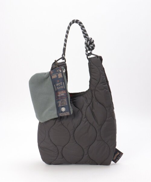 notch.(ノッチ)の「柄テープキルティングマルシェBAG(トートバッグ・レディース・オフホワイト/ブルー/ブラック/オリーブ・ONESIZE)」の3枚目の写真
