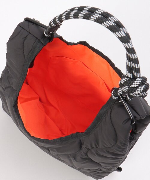 notch.(ノッチ)の「柄テープキルティングマルシェBAG(トートバッグ・レディース・オフホワイト/ブルー/ブラック/オリーブ・ONESIZE)」の8枚目の写真