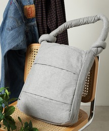 crossi（クロッシー）の「Crossi ノットハンドル中綿ショルダーバッグ（ショルダーバッグ）」