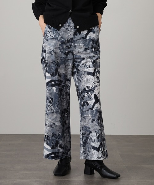 FUNALIVE(ファンアライブ)の「PULUTOARLE 2wayストレッチプリントパンツ(その他パンツ・レディース・ブルー/グレー・M/L)」の2枚目の写真