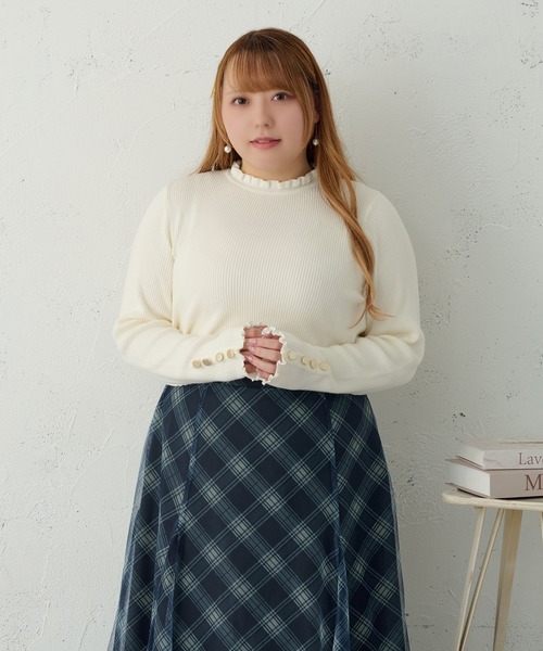 Louiosy(ルオシー)の「【大きいサイズ】袖ボタンフリルネックリブニット(ニット/セーター・レディース・オフホワイト/ブルー・4L/X-LARGE/3L)」の3枚目の写真