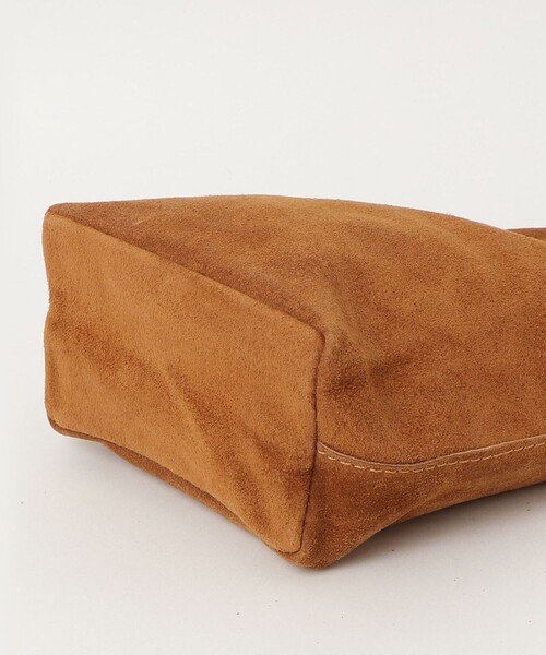 AULENTTI(オウレンティ)の「【AULENTTI/オーレンティ】スエードバケツトートチェーンショルダーバッグ(ショルダーバッグ・レディース・ブラウン/キャメル・FREE)」の9枚目の写真