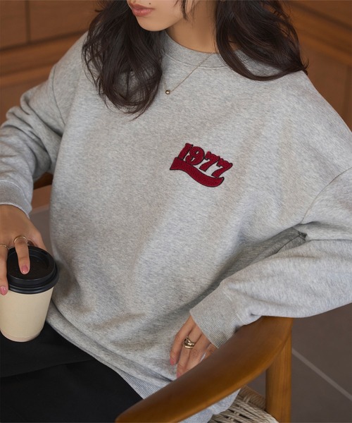 KOBE LETTUCE(コウベレタス)の「選べる2タイプ 刺繍ルーズスウェット(スウェット・レディース・杢グレー/グレー系/ネイビー系/ブラック/ネイビー/ブラック系・M)」の14枚目の写真