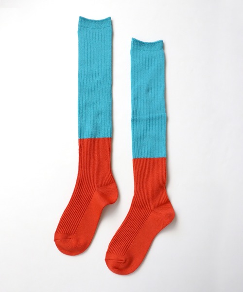 TAWARA(タワラ)の「ちょびウール バイカラーリブ ルーズハイソックス(ソックス/靴下・レディース・イエロー/オレンジ/ピンク/ブルー・S)」の8枚目の写真