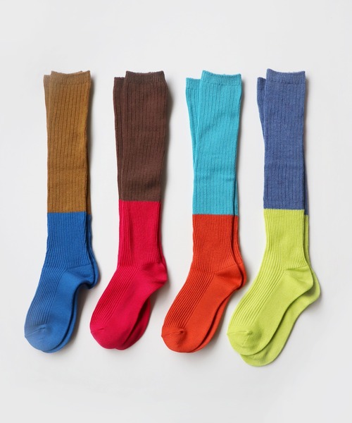 TAWARA(タワラ)の「ちょびウール バイカラーリブ ルーズハイソックス(ソックス/靴下・レディース・イエロー/オレンジ/ピンク/ブルー・S)」の10枚目の写真